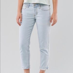 Hollister Low-Rise Crop Boyfriend